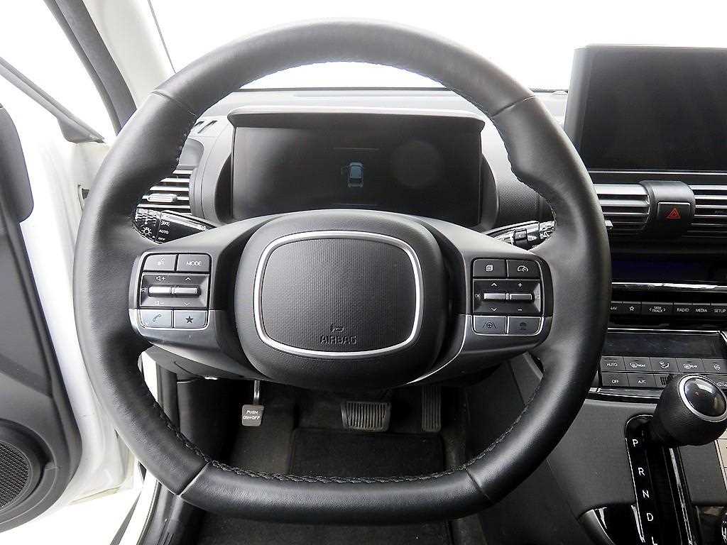 HYUNDAI Casper - Vista 9