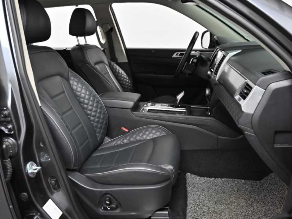 Ssangyong Rexton - Vista 10