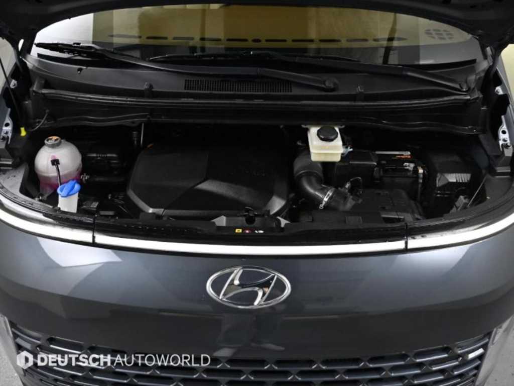 HYUNDAI Staria - Vista 6