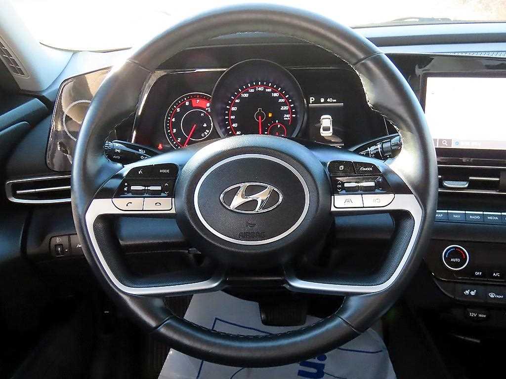 HYUNDAI Avante - Vista 7