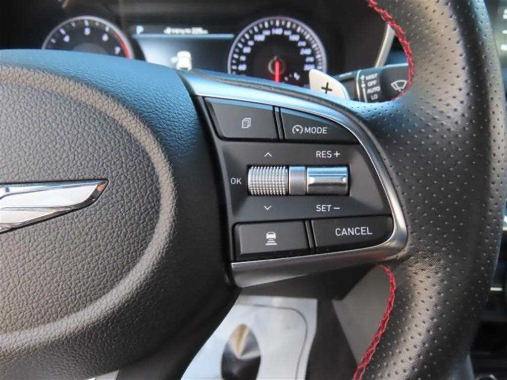 Genesis G70 - Vista 11