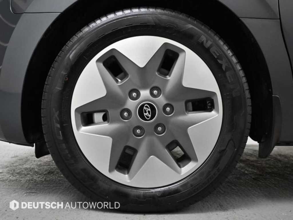 HYUNDAI Staria - Vista 5