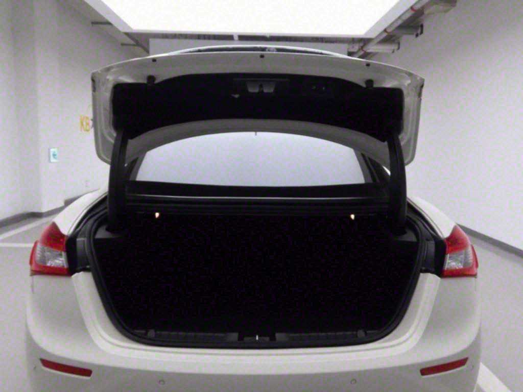 Maserati Ghibli - Vista 10