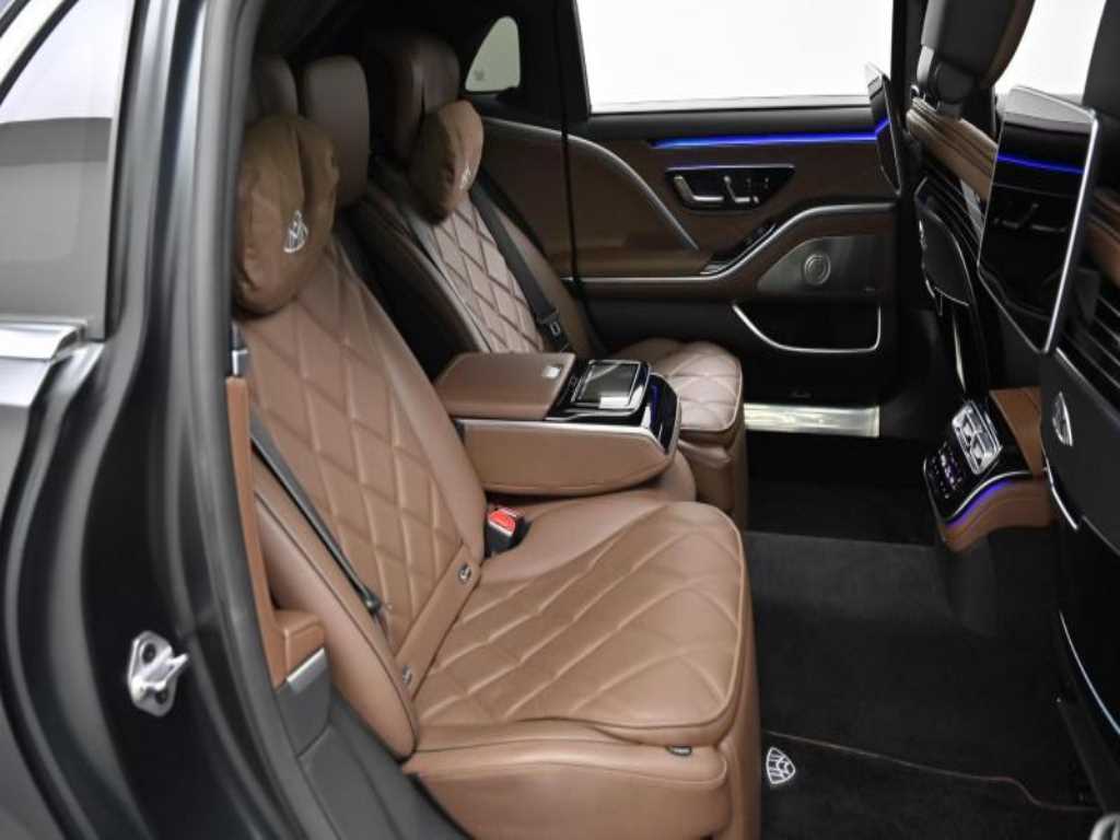 Mercedes Benz S Class - Vista 12