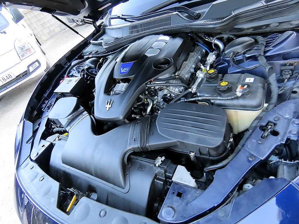 Maserati Ghibli 2018 Azul - Importación desde Corea - HF Imports Iquique - Foto 19