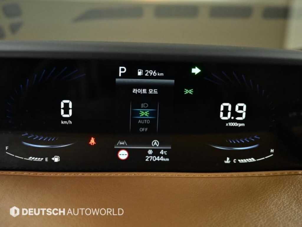 HYUNDAI Staria - Vista 8