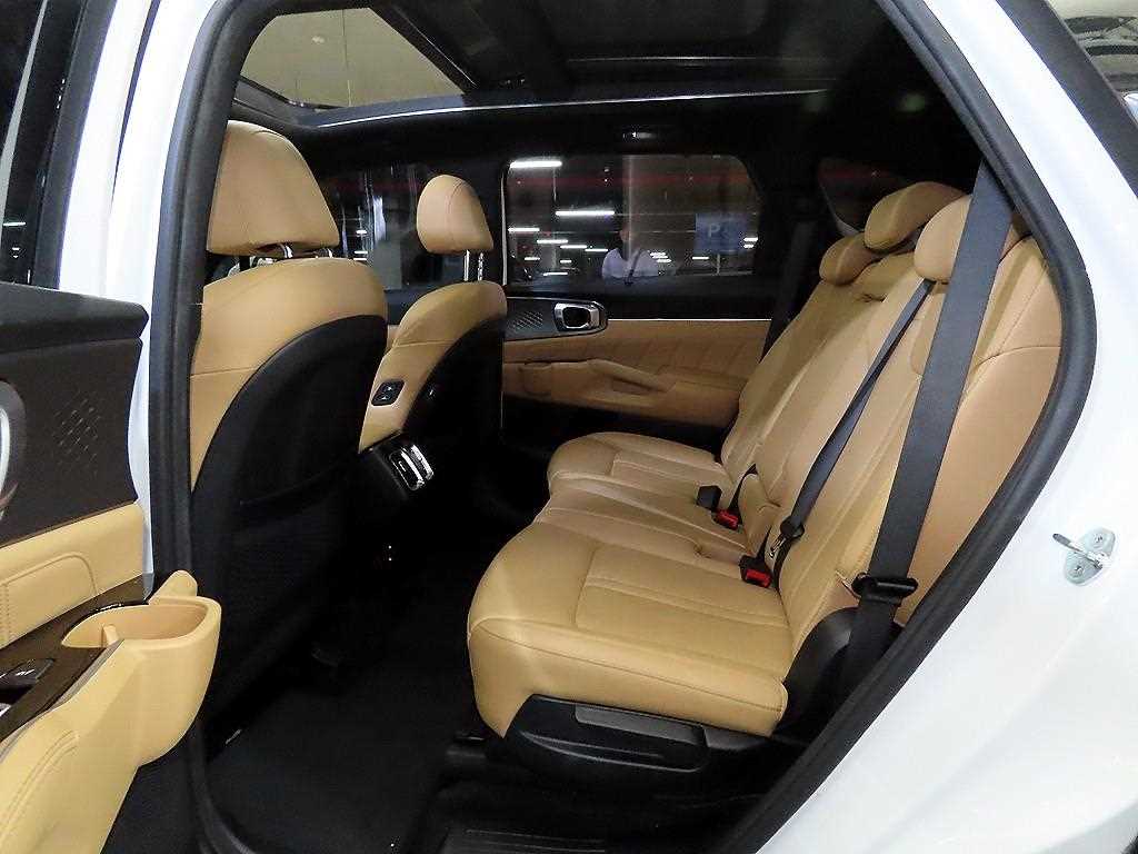 KIA Sorento - Vista 7