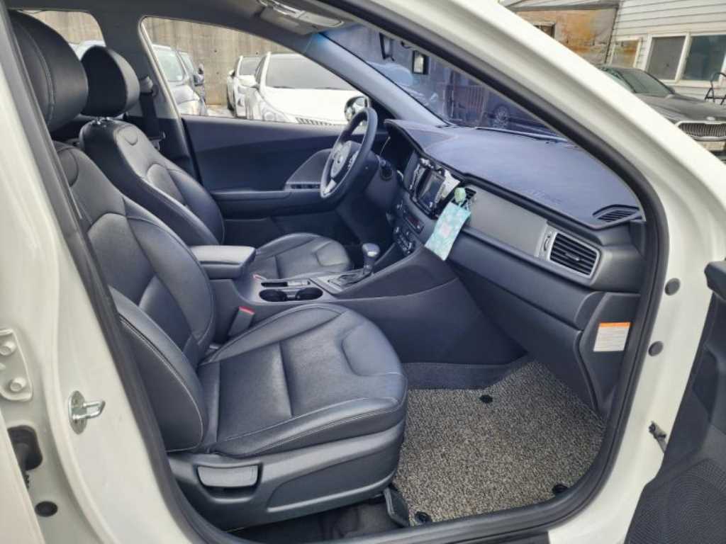 KIA Niro 2017 Blanco - Importación desde Corea - HF Imports Iquique - Foto 17