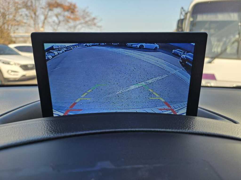 HYUNDAI Starex - Vista 10