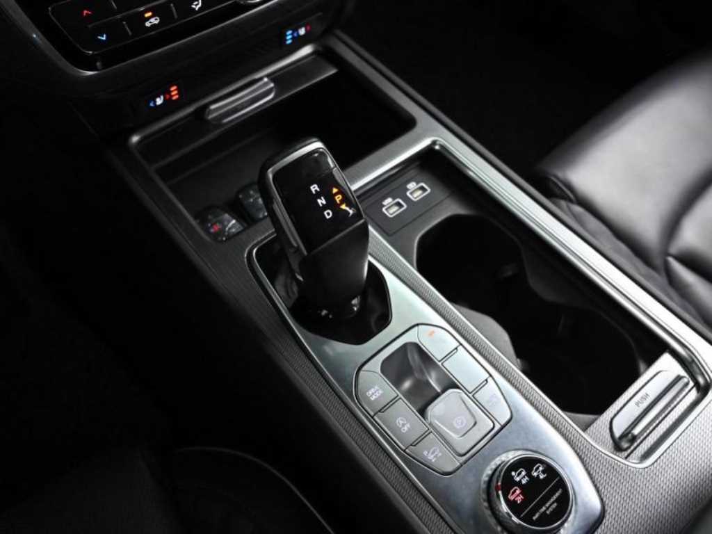 Ssangyong Rexton - Vista 9