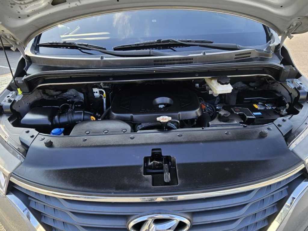 HYUNDAI Starex 2021 Gris - Importación desde Corea - HF Imports Iquique - Foto 17