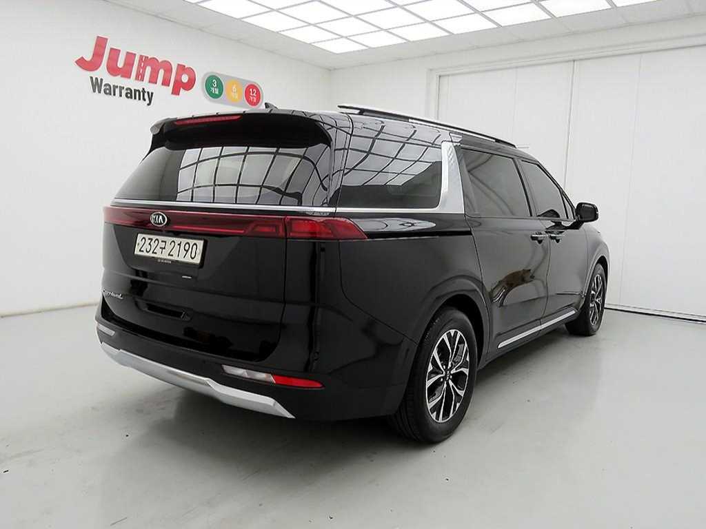 KIA Carnival - Vista 4