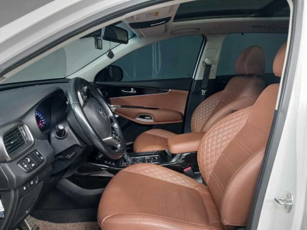 KIA Sorento - Vista 7
