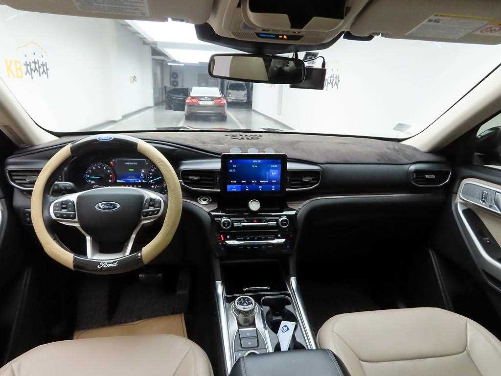 Ford Explorer - Vista 6