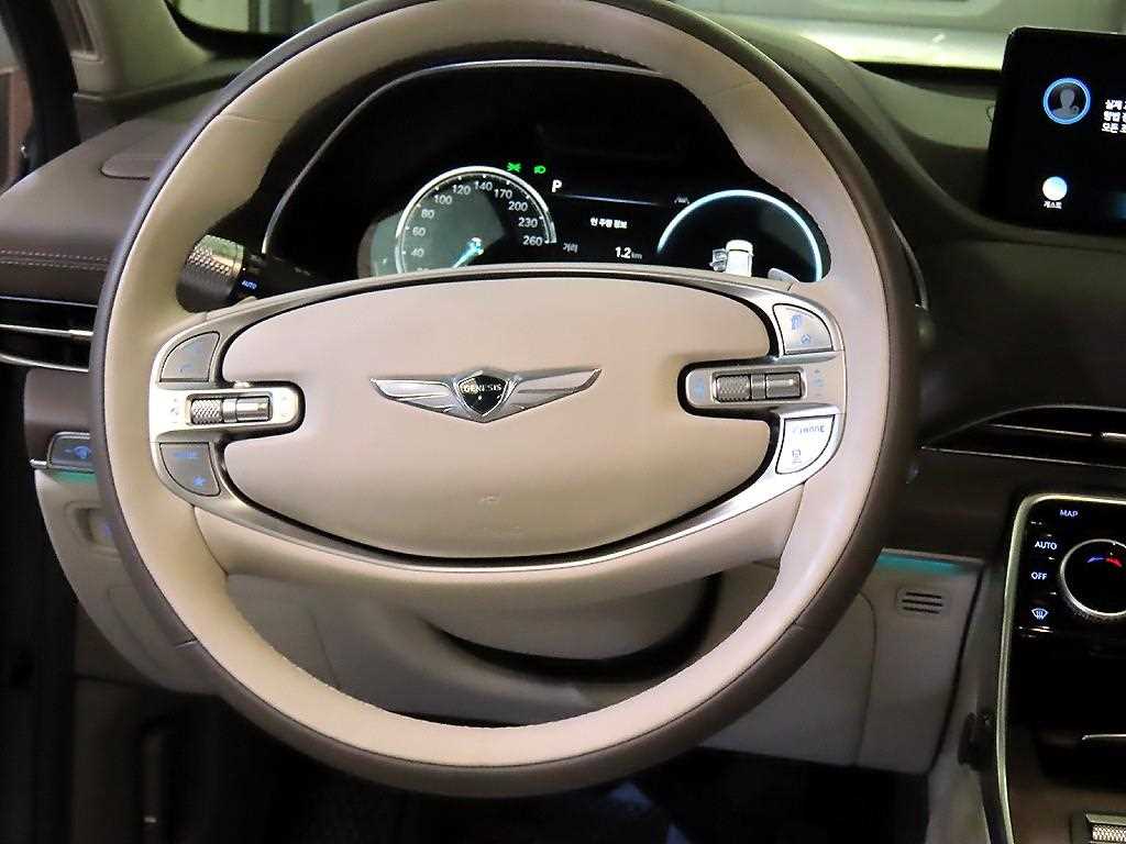 Genesis GV80 - Vista 8