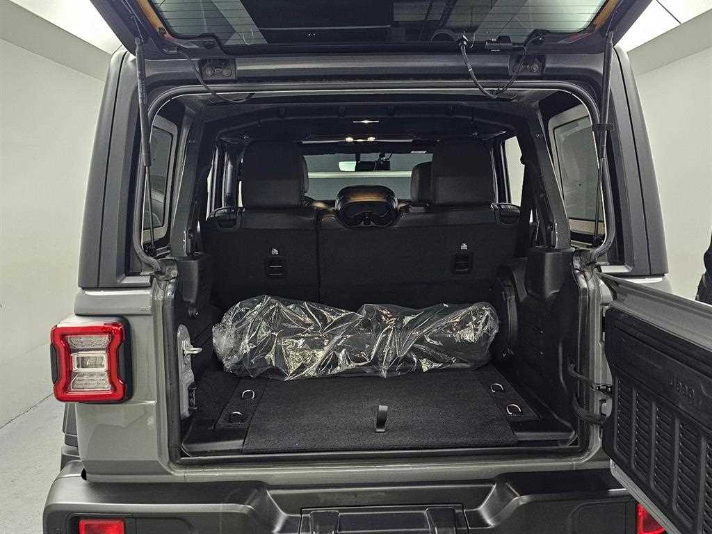 Jeep Wrangler 2023 Gris - Importación desde Corea - HF Imports Iquique - Foto 19