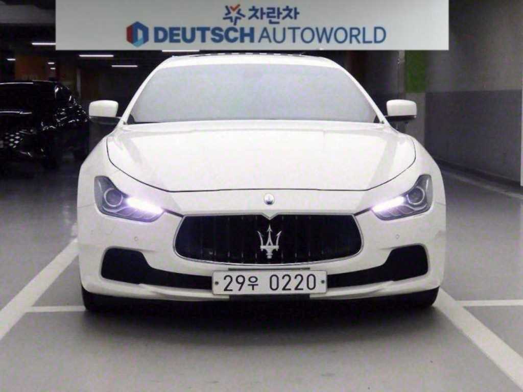 Maserati Ghibli - Vista 4