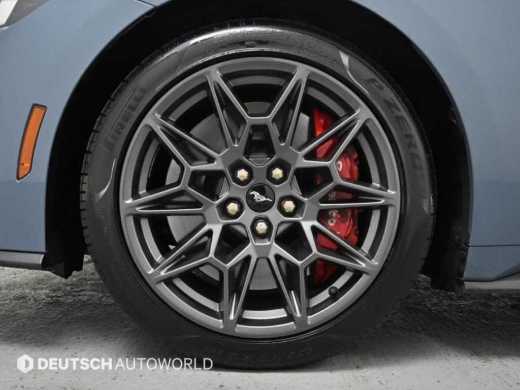 Ford Mustang - Vista 5