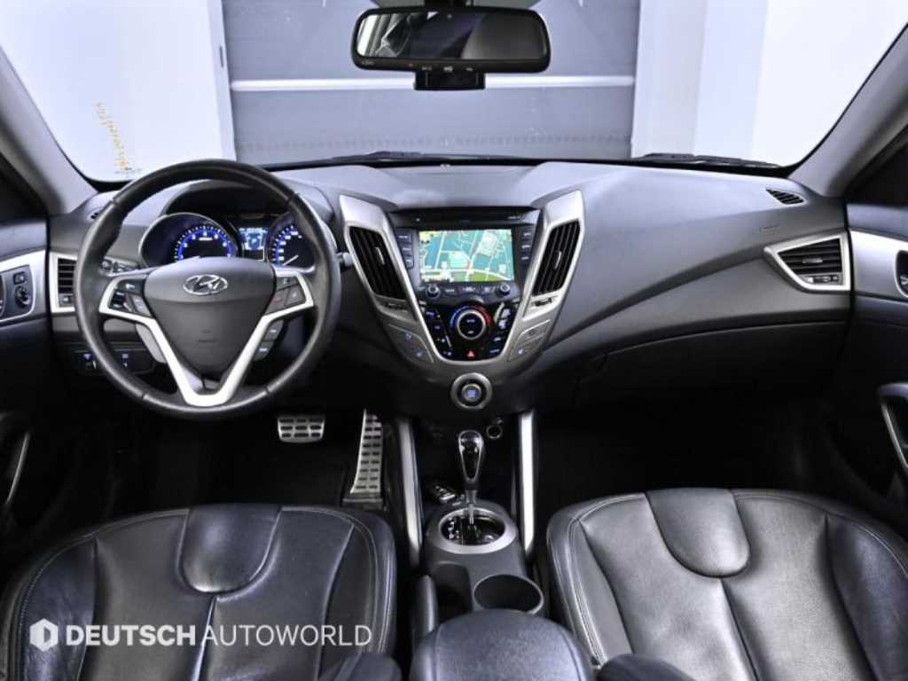 HYUNDAI Veloster - Vista 7