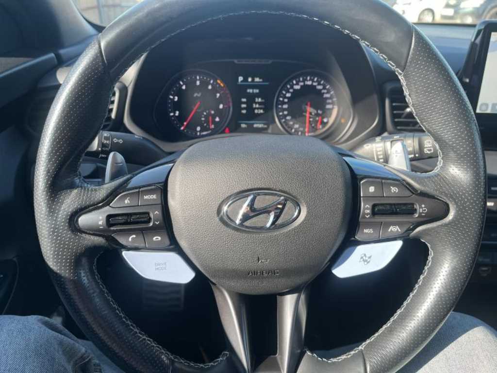 HYUNDAI Veloster - Vista 8