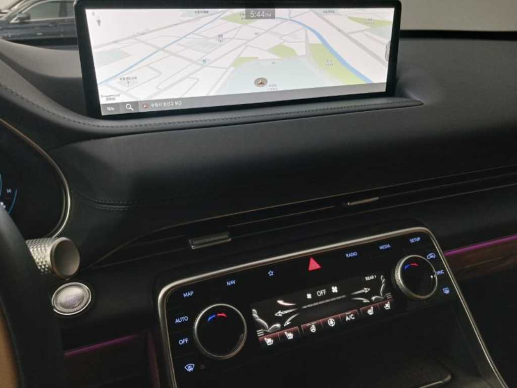 Genesis GV80 2022 the color of pearl - Importación desde Corea - HF Imports Iquique - Foto 13