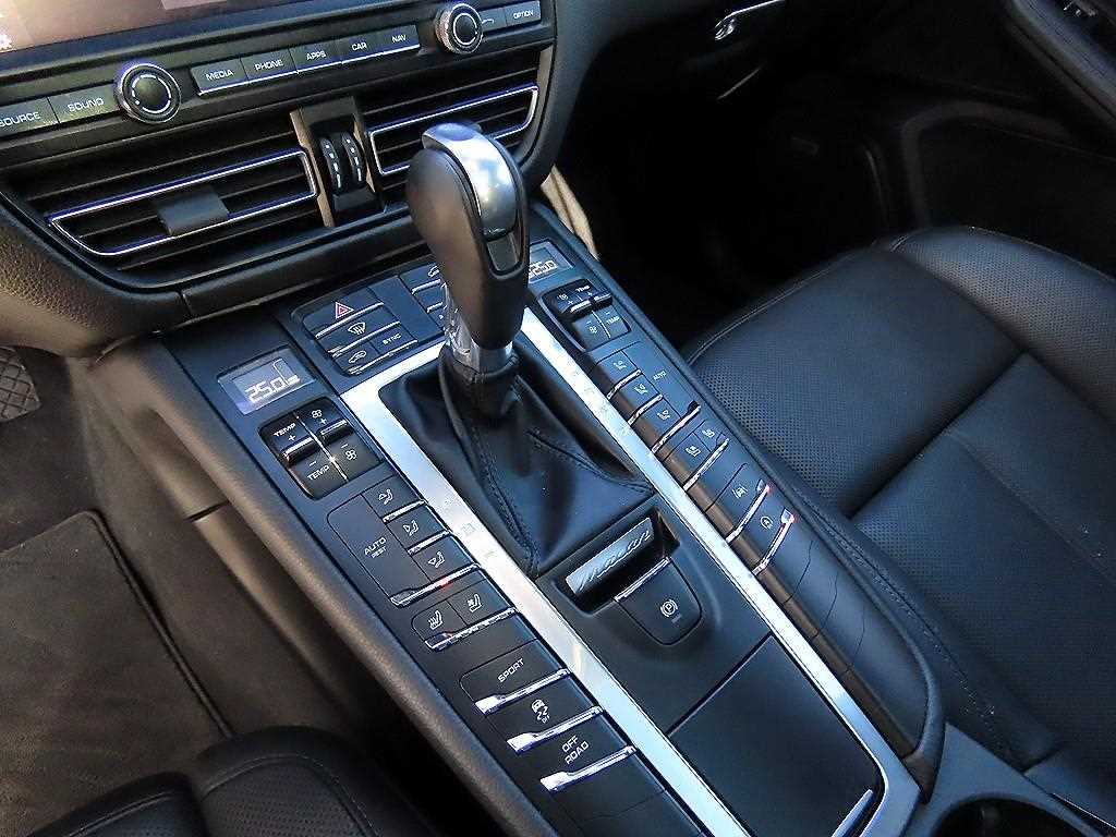 Porsche Macan - Vista 11