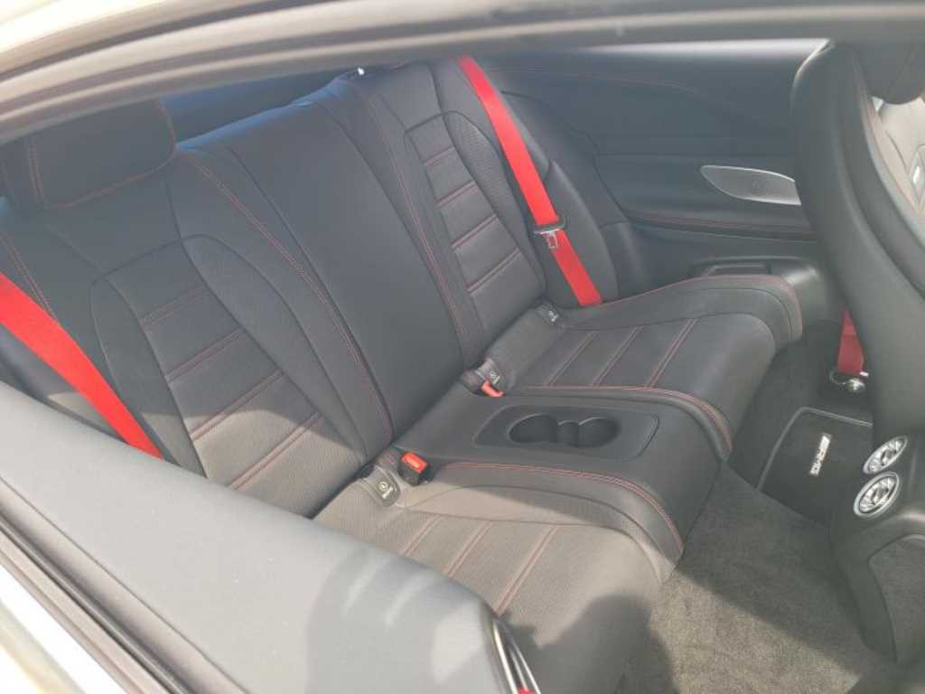 Mercedes Benz E class - Vista 11