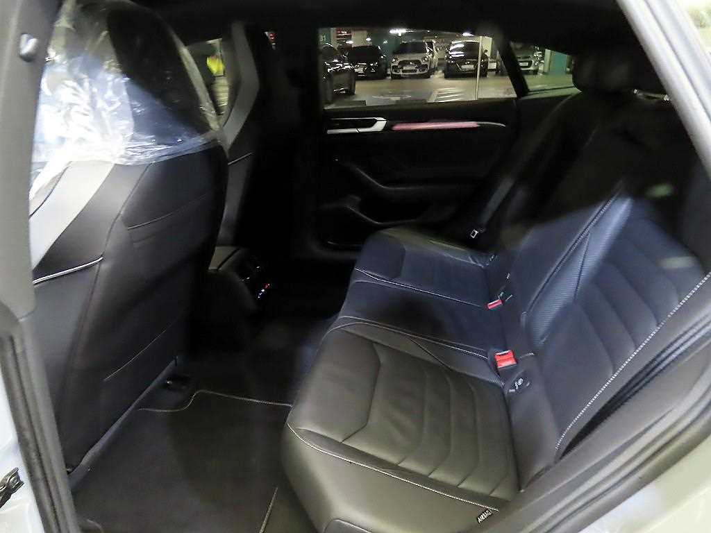 Volkswagen Arteon - Vista 7