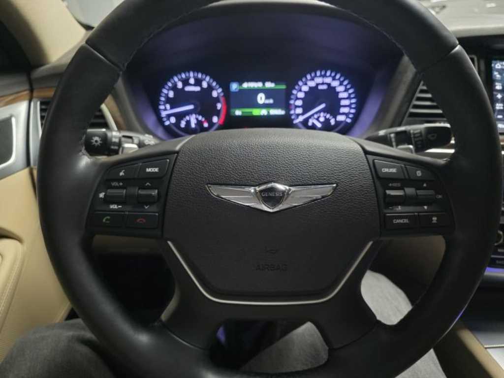 Genesis G80 - Vista 8