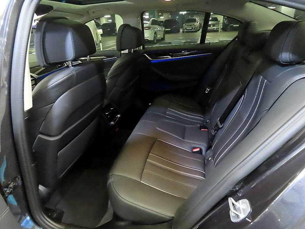 BMW 5 Series - Vista 7