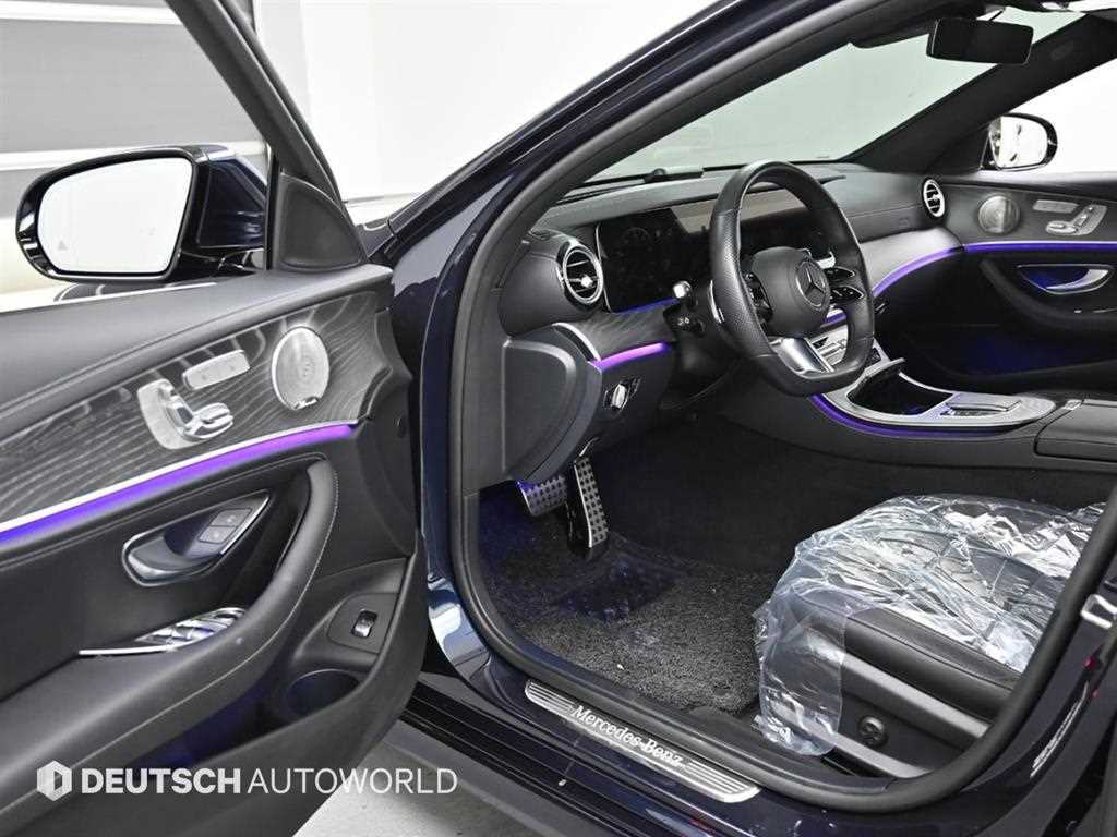 Mercedes Benz E class - Vista 11