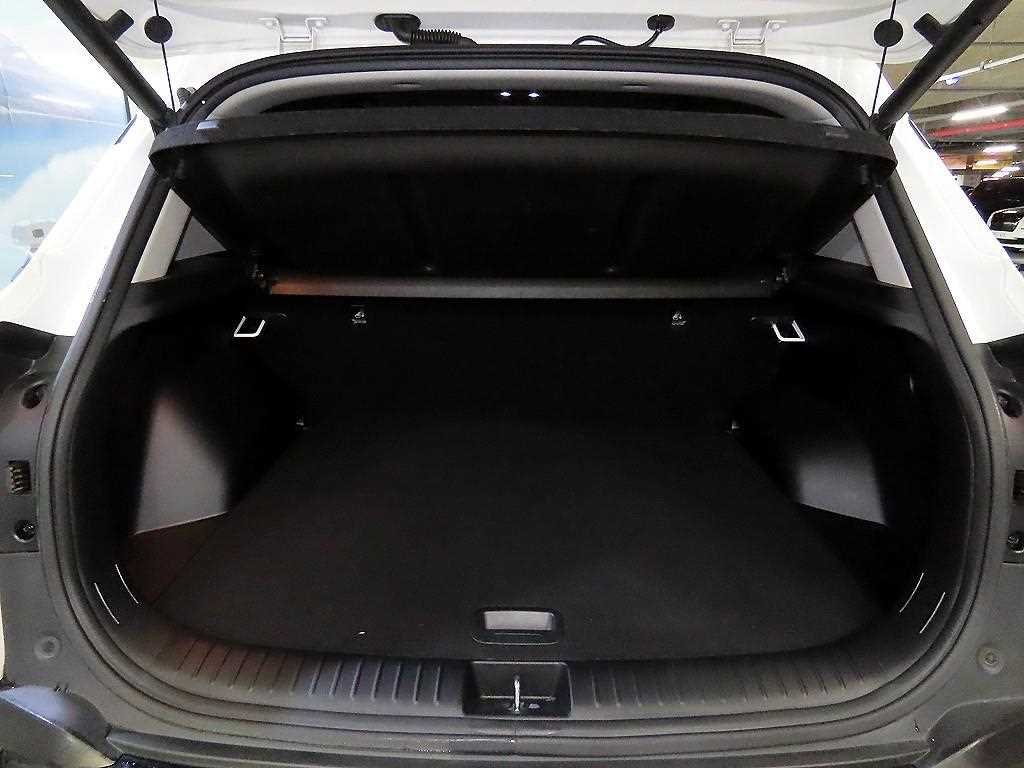 KIA Seltos 2023 Blanco - Importación desde Corea - HF Imports Iquique - Foto 17