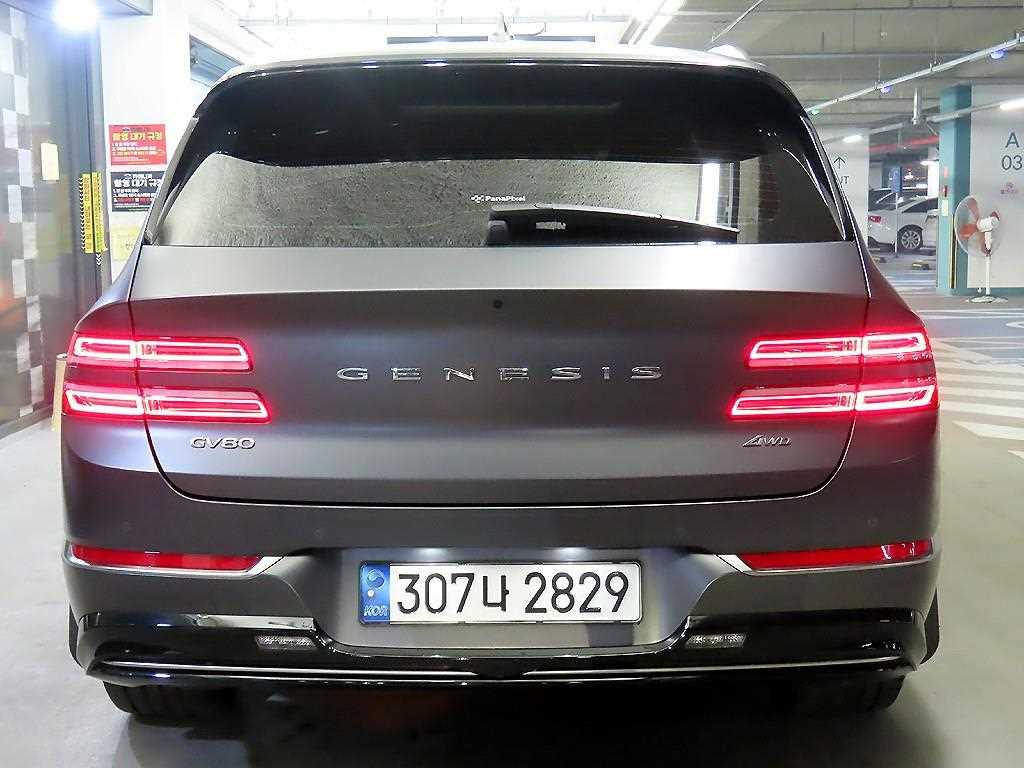 Genesis GV80 - Vista 5