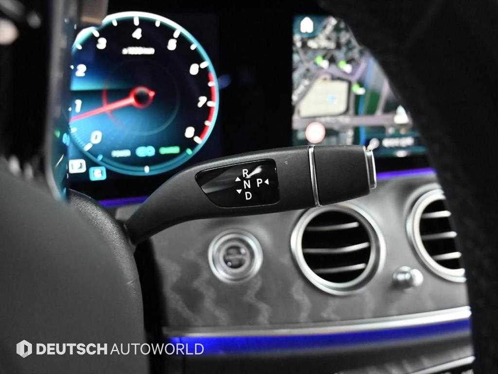 Mercedes Benz E class - Vista 9