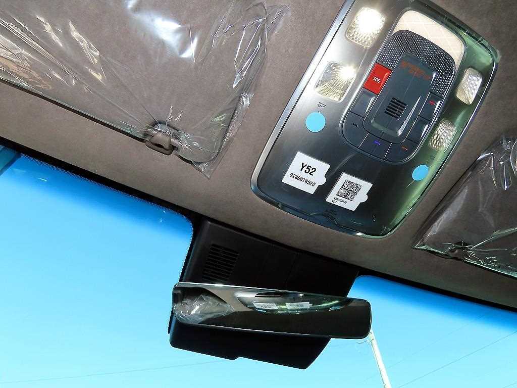 Genesis GV70 2026 Negro - Importación desde Corea - HF Imports Iquique - Foto 15