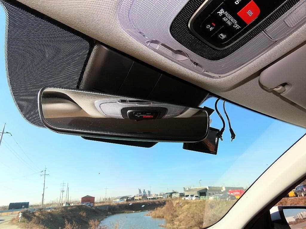 HYUNDAI Avante - Vista 12