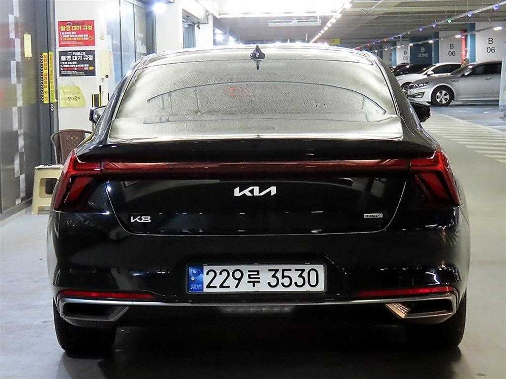 KIA K8 - Vista 5