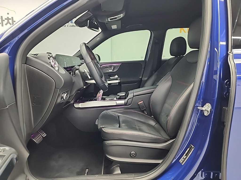 Mercedes Benz GLB Class - Vista 11