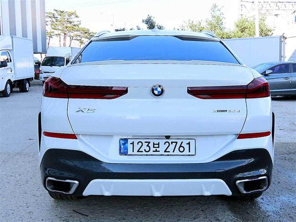 BMW X6 - Vista 4