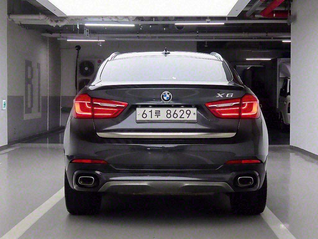 BMW X6 - Vista 4