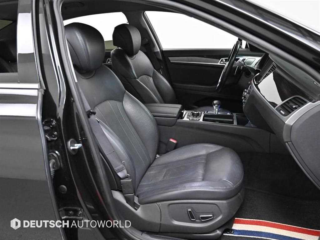 Genesis G80 - Vista 10