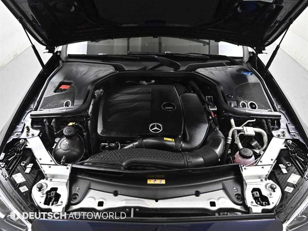 Mercedes Benz E class - Vista 6