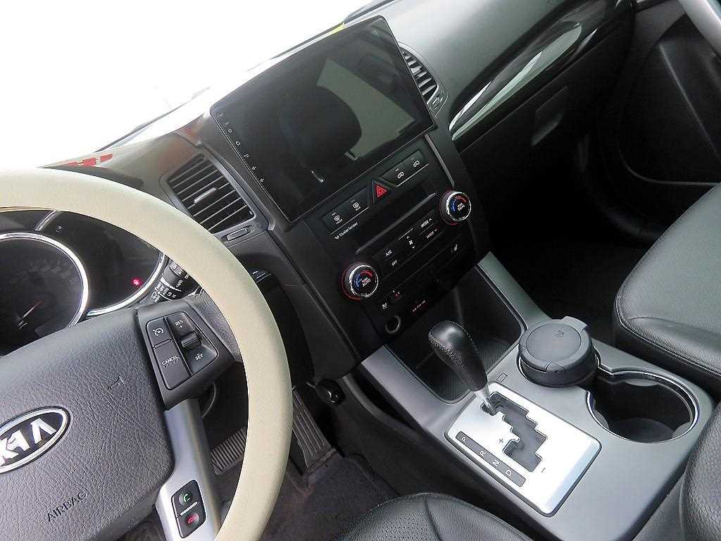 KIA Sorento - Vista 12