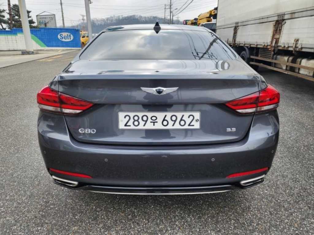 Genesis G80 - Vista 6