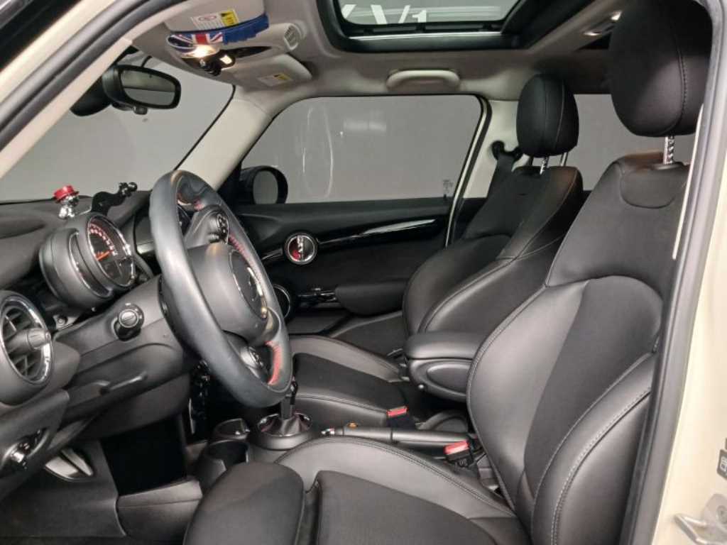 Mini Cooper - Vista 7