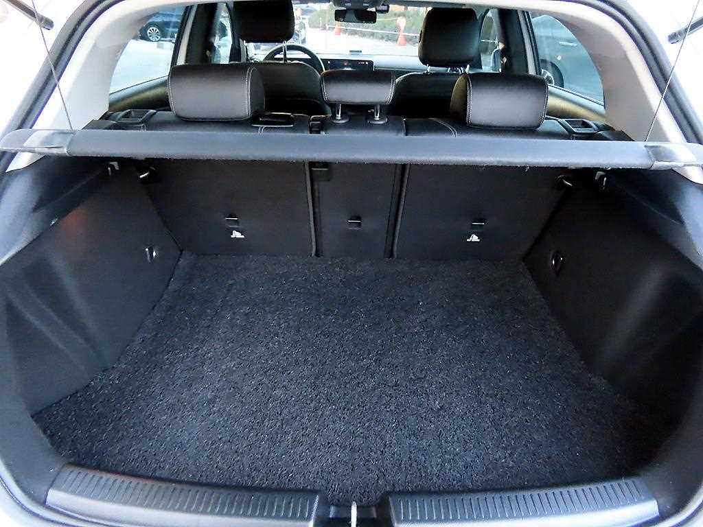 Mercedes Benz A Class 2019 Blanco - Importación desde Corea - HF Imports Iquique - Foto 17