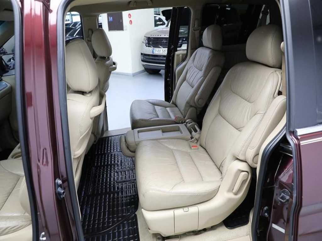 Honda Odyssey - Vista 9