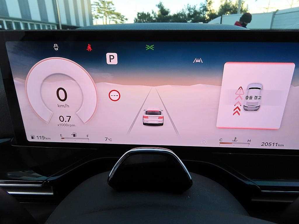 Genesis GV80 - Vista 9