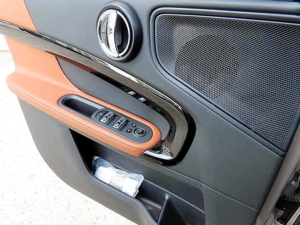 Mini Countryman - Vista 12