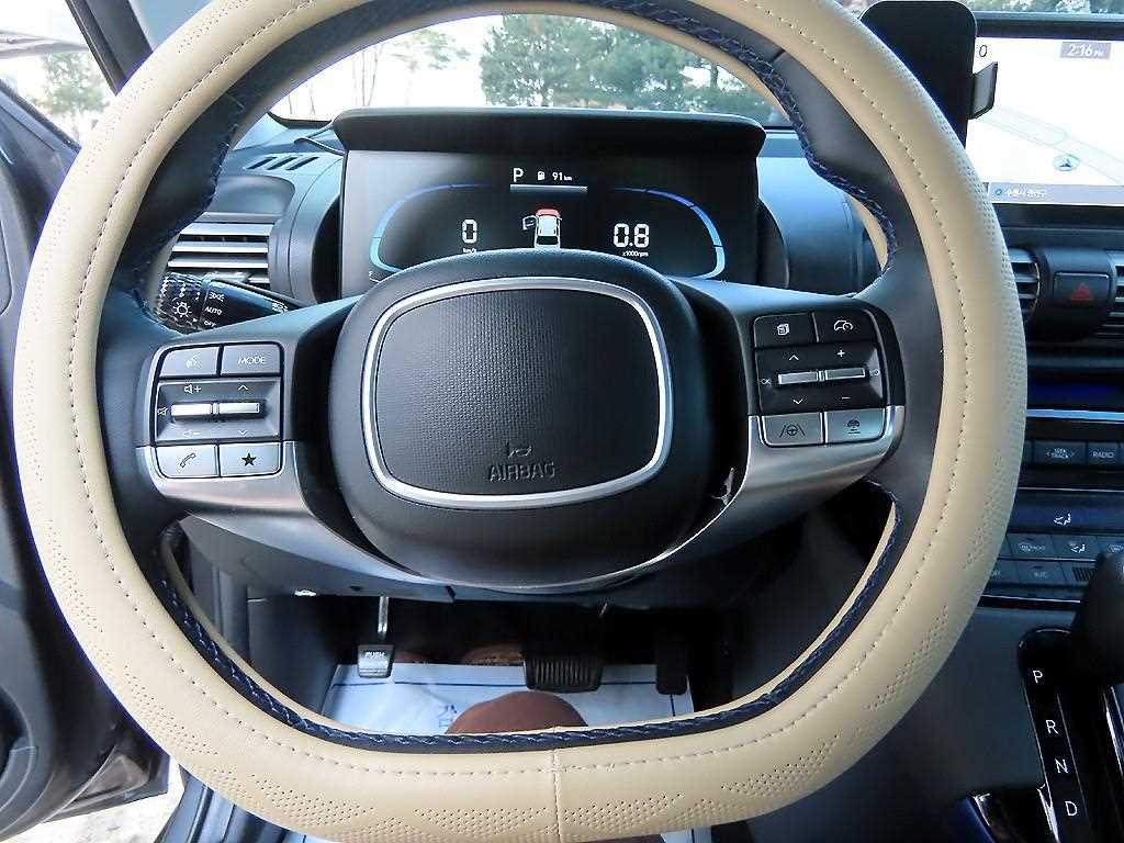 HYUNDAI Casper - Vista 8